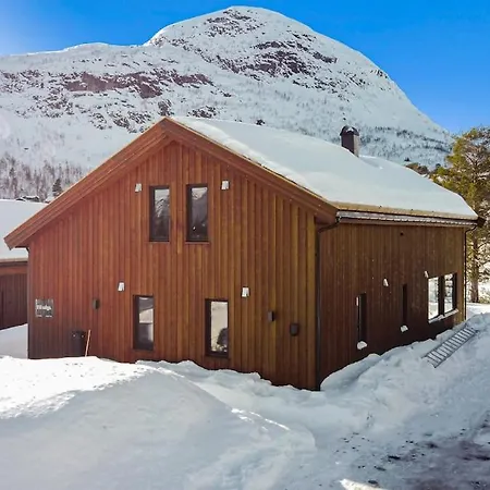 New Cozy Mountain At Hovden Ski-in Ski-out Bykle